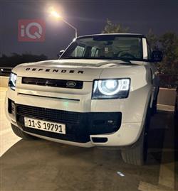 Land Rover Defender 2023