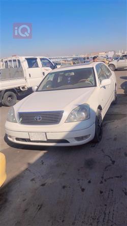 Toyota Celsior 2001