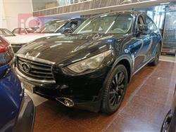 2017 انفنتي QX70