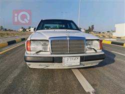 Mercedes-Benz E-Class 1986