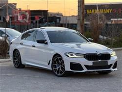 BMW 5-Series 2021