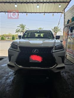 Lexus LX 2018