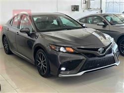 Toyota Camry 2024