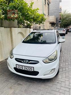 Hyundai Accent 2012