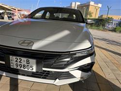 Hyundai Elantra 2024