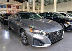Nissan Altima 2023
