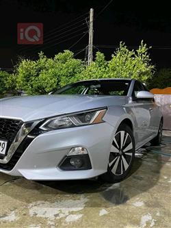 Nissan Altima 2021