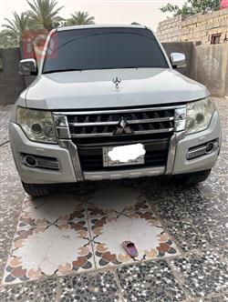 Mitsubishi Pajero 2015