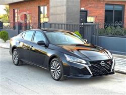 Nissan Altima 2023