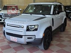 Land Rover Defender 2023