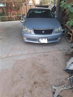 Toyota Crown 2004