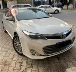 Toyota Avalon 2015
