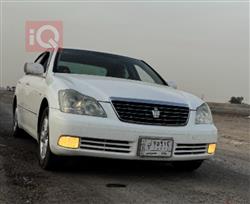 Toyota Crown 2004