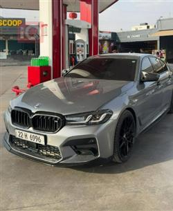 BMW 5-Series 2023