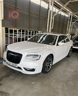 Chrysler 300 2018