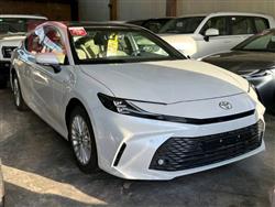 Toyota Camry 2025