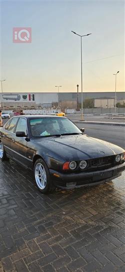1990 بي ام دبليو الفئة 5