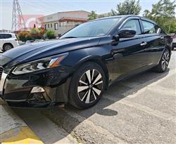 Nissan Altima 2021