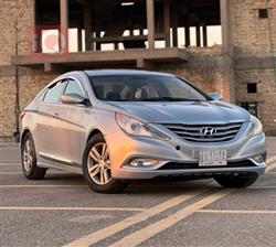 Hyundai Sonata 2012