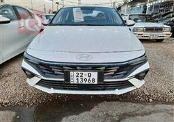 Hyundai Elantra 2025