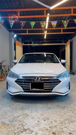 Hyundai Elantra 2019