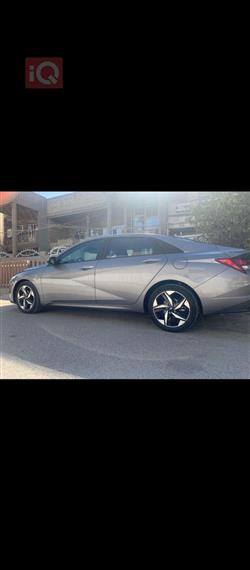 Hyundai Elantra 2023