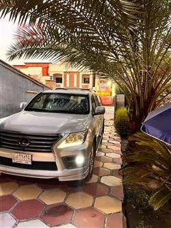 Lexus LX 2015