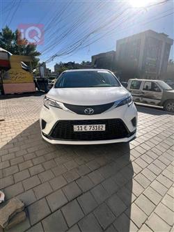 Toyota Sienna 2023