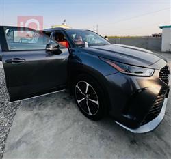 Toyota Highlander 2022