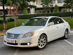 Toyota Avalon 2010