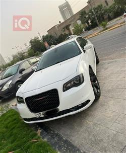 Chrysler 300 2021