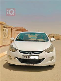 Hyundai Elantra 2012