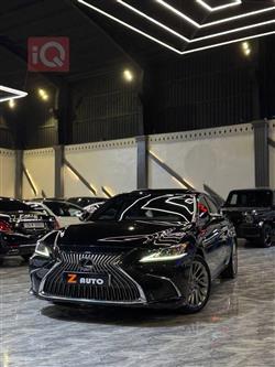 Lexus ES 2020