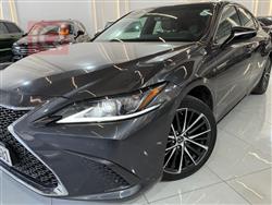 Lexus ES 2022