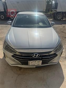 Hyundai Elantra 2020