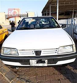 2012 بيجو 405