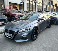 Nissan Altima 2021