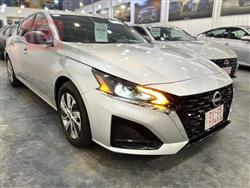 Nissan Altima 2024
