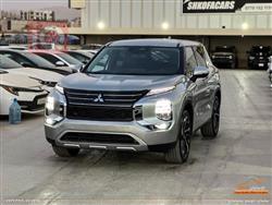 Mitsubishi Outlander 2023