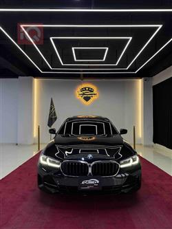 BMW 5-Series 2023