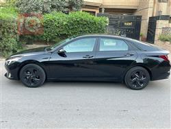 Hyundai Elantra 2021
