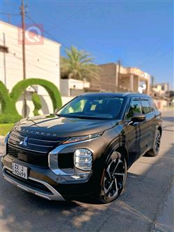 Mitsubishi Outlander 2023