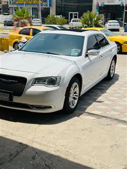 2016 كرايسلر 300