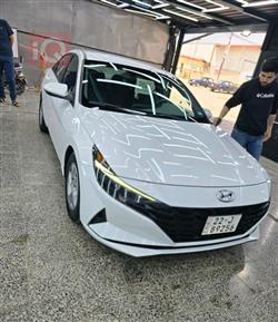 2021 هيونداي النترا