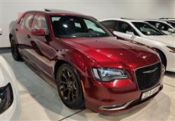 2019 كرايسلر 300
