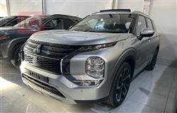 Mitsubishi Outlander 2023