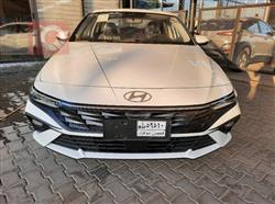 Hyundai Elantra 2025