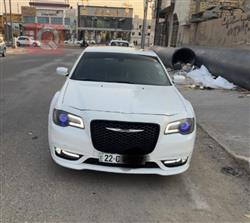 2016 كرايسلر 300