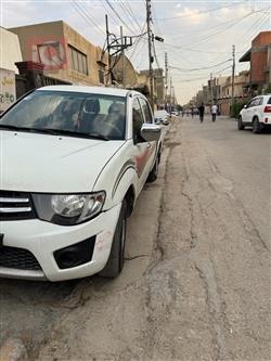 Mitsubishi L200 2011