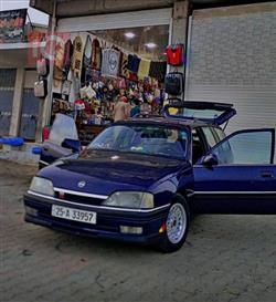 Opel Omega 1986